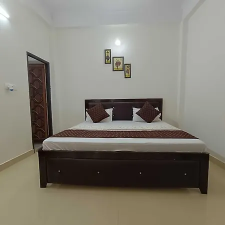 Hotel O Home The Ramam Homestay Ayodhya Exterior photo