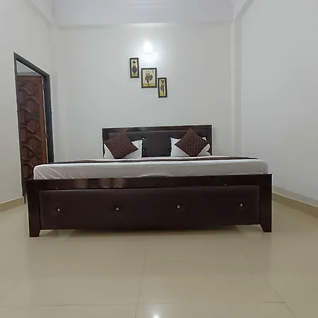 Hotel O Home The Ramam Homestay Ayodhya Exterior photo